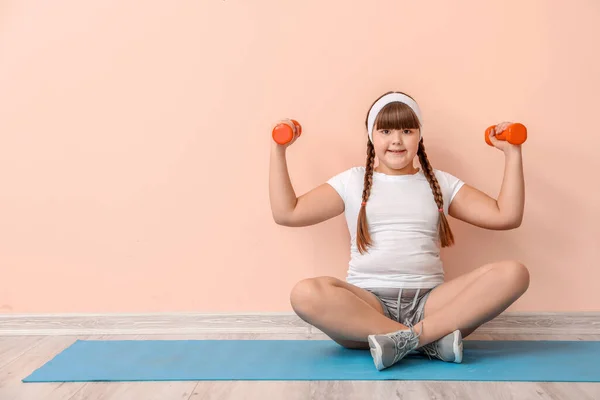 Overweight Girl Doing Exercises Color Wall — Stock Photo, Image