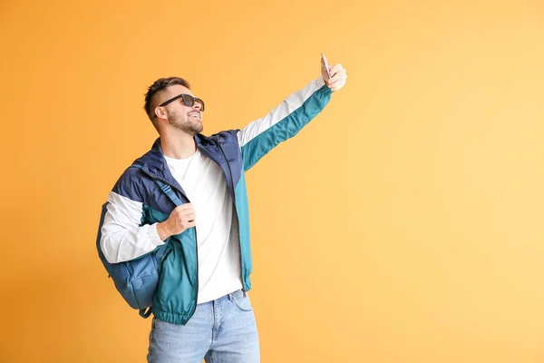 Young Man Taking Selfie Color Background — Stock Photo, Image