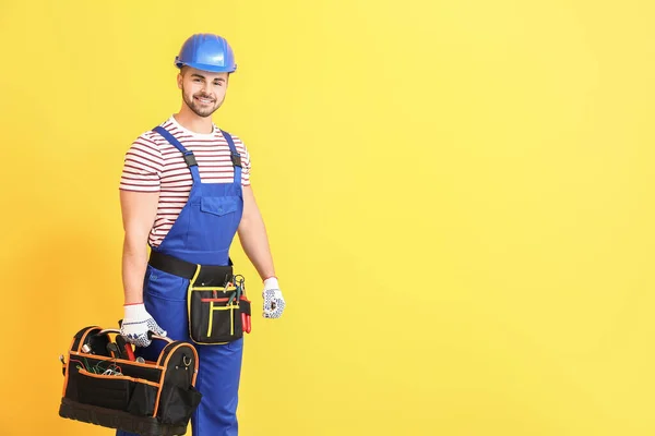 Hermoso Trabajador Masculino Sobre Fondo Color — Foto de Stock