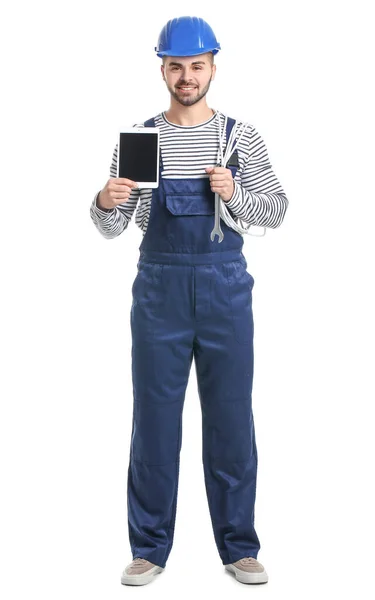 Jóképű Férfi Dolgozó Tabletta Számítógép Fehér Háttér — Stock Fotó