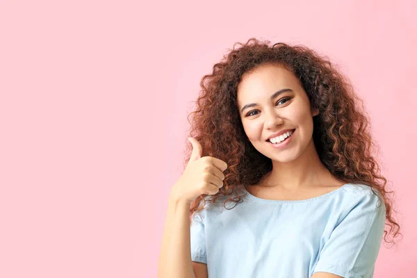 Happy Woman Healthy Teeth Showing Thumb Gesture Color Background — Stock Photo, Image
