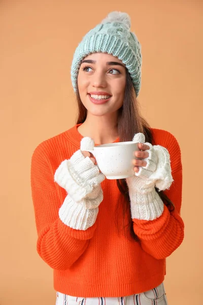 Stylish Young Woman Warm Clothes Cup Hot Beverage Color Background — Stock Photo, Image