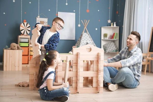 Father Little Children Playing Take Apart House Home — Stock Photo, Image