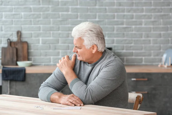 Senior Man Suffering Parkinson Syndrome Home — Stock Photo, Image