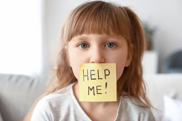 Little Girl Paper Sheet Covering Her Mouth Home Concept Violence — Stock Photo, Image