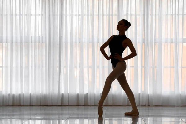 Silhouette Bella Giovane Ballerina Studio Danza — Foto Stock