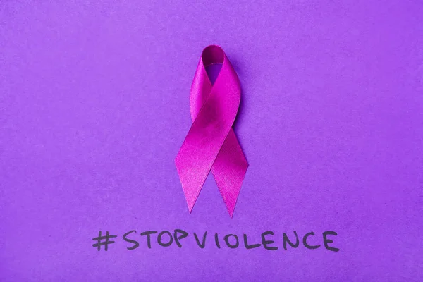 Violet Ribbon Hashtag Text Stop Violence Color Background — Stock Photo, Image