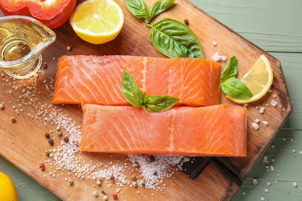 Raw Salmon Fillet Oil Spices Table — Stock Photo, Image