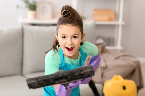 Happy Little Housewife Cleaning Floor Home — Stock Photo, Image