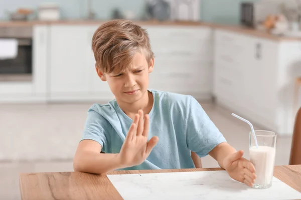 Little Boy Dairy Allergy Kitchen — Stock Photo, Image