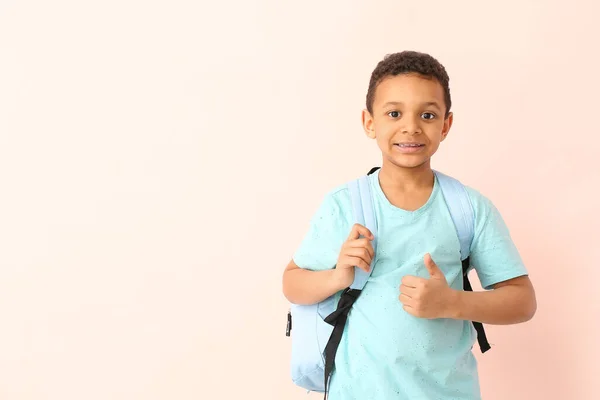 Leuke Afro Amerikaanse School Jongen Kleur Achtergrond — Stockfoto