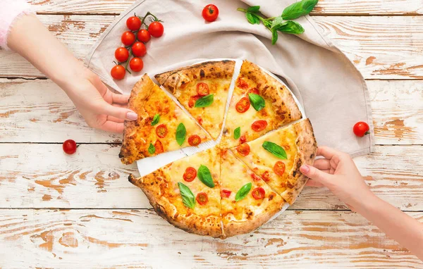 People Taking Slices Delicious Pizza Margherita Table — Stock Photo, Image