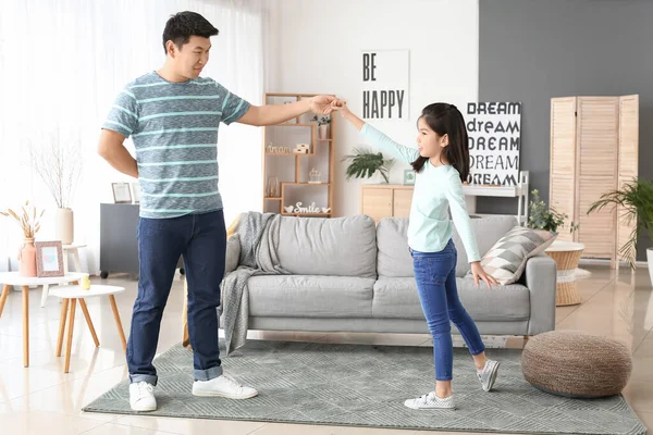 Happy Asian Man His Little Daughter Dancing Home — Stock Photo, Image