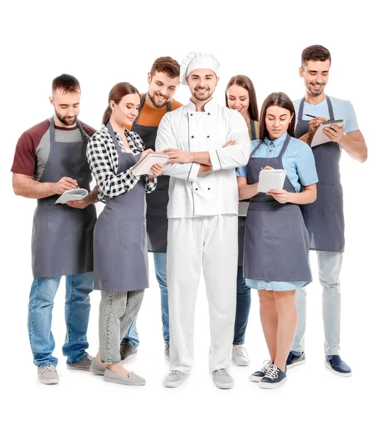 Chef Maschile Con Partecipanti Corsi Cucina Sfondo Bianco — Foto Stock