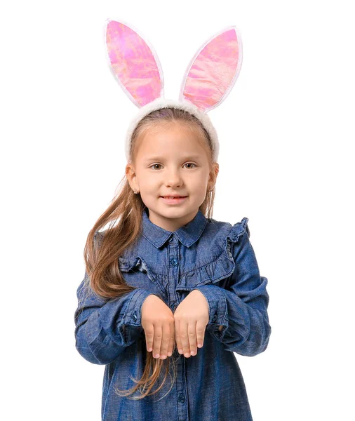可愛いです女の子身に着けているウサギの耳上の白い背景 — ストック写真