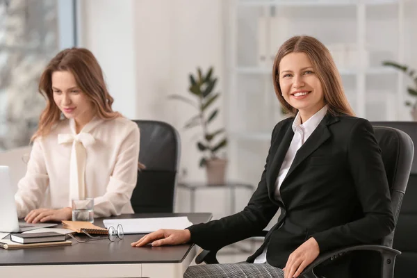 Beautiful Young Businesswoman Colleague Office — Stock Photo, Image