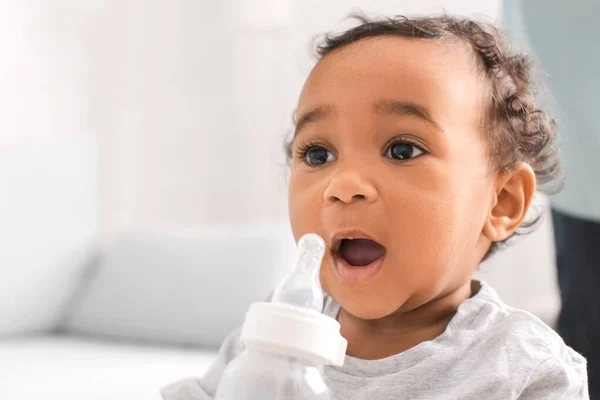 African American Baby Bottle Water Home — Stock Photo, Image