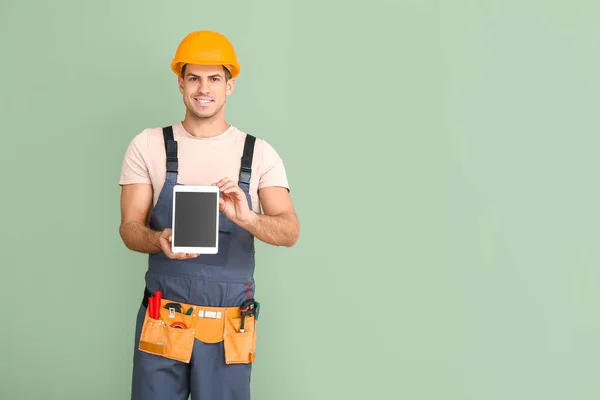 Handsome Male Worker Tablet Computer Color Background — Stock Photo, Image