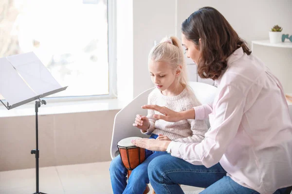 Private Music Teacher Giving Lessons Little Girl Home — Stock Photo, Image