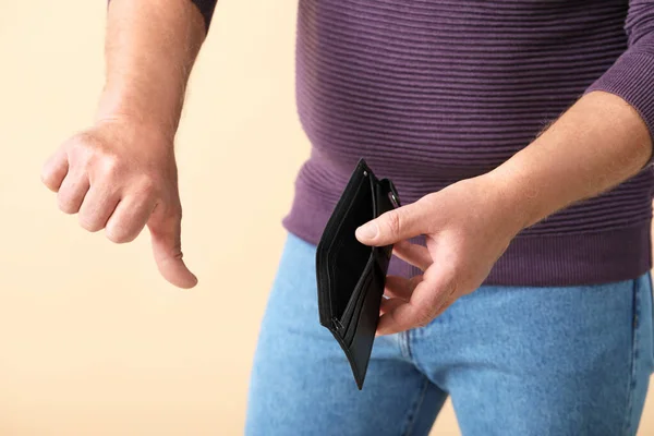 Senior Man Empty Purse Showing Thumb Color Background Closeup — Stock Photo, Image