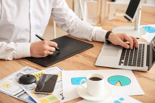 Male Designer Working Office — Stock Photo, Image