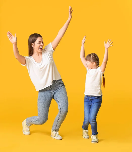 Happy Mother Her Little Daughter Dancing Color Background — 스톡 사진
