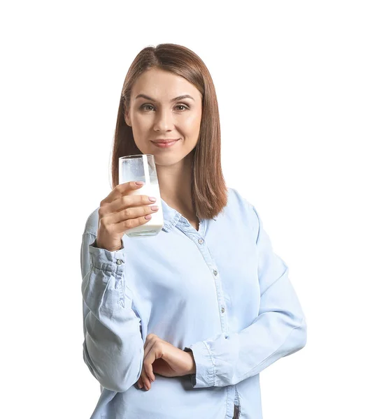 Mooie Jonge Vrouw Met Glas Melk Witte Achtergrond — Stockfoto
