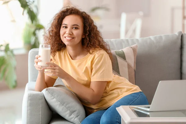 Young African American Woman Milk Home — Stock Photo, Image