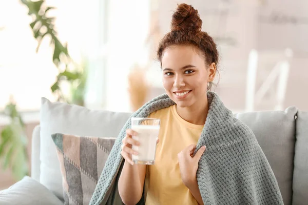 Young African American Woman Milk Home — Stock Photo, Image