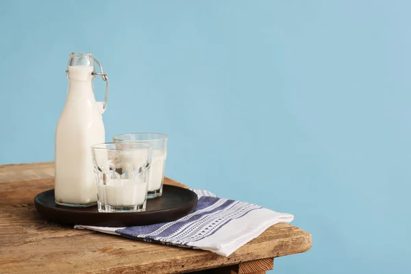 Glassware Fresh Milk Table Color Background — Stock Photo, Image