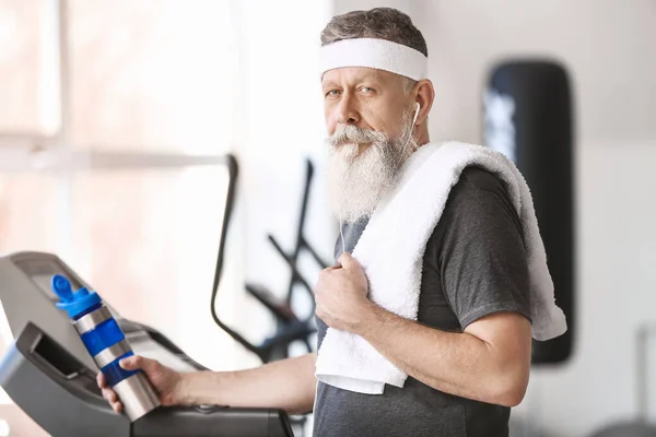 Sporty Elderly Man Bottle Water Gym — Stock Photo, Image