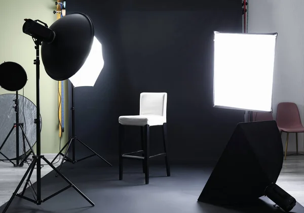 Židle Vybavení Moderním Fotostudiu — Stock fotografie