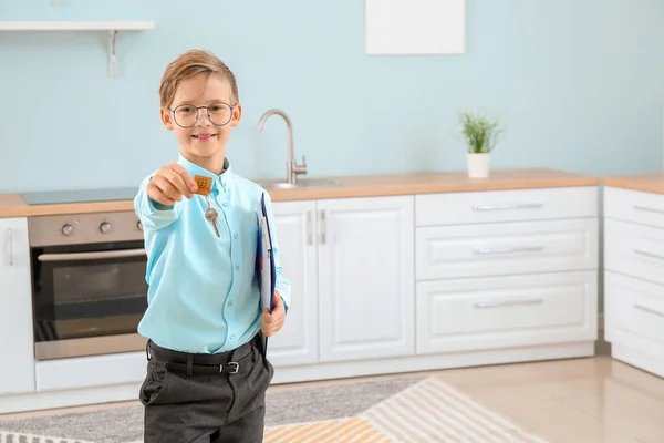 Little Real Estate Agent Key Indoors — Stock Photo, Image