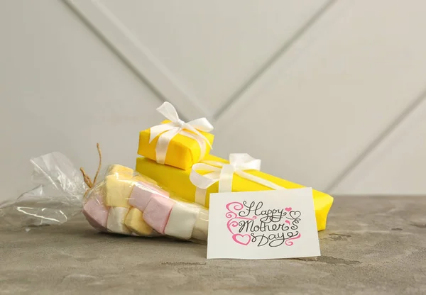 Presentes Para Dia Das Mães Mesa — Fotografia de Stock