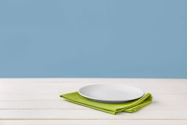 Plate Napkin Table — Stock Photo, Image