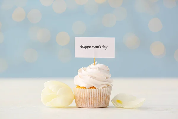 Sabroso Cupcake Para Día Madre Mesa — Foto de Stock