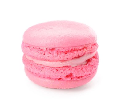 Beyaz zemin üzerine lezzetli macaron