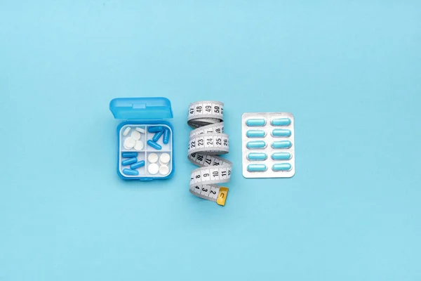 Box Weight Loss Pills Measuring Tape Color Background — Stock Photo, Image