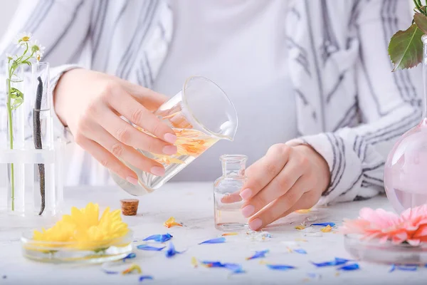 Woman Preparing Perfume Oil Closeup — Stock Photo, Image