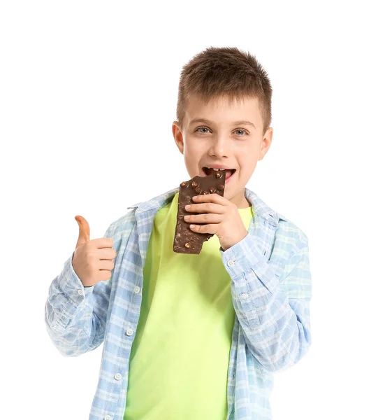 Симпатичный Маленький Мальчик Шоколадом Показывает Большой Палец Вверх Белом Фоне — стоковое фото