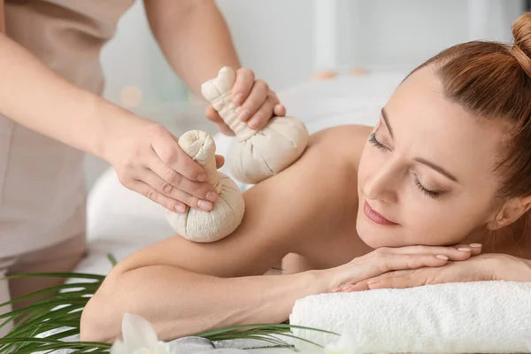 Beautiful Woman Receiving Massage Spa Salon — Stock Photo, Image