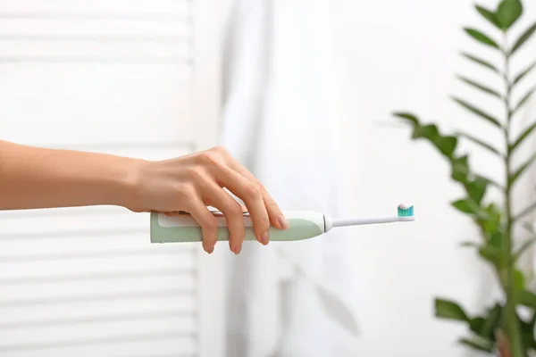 Woman Toothbrush Bathroom — Stock Photo, Image