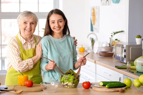 Senior Woman Her Granddaughter Cooking Together Home — Stock Photo, Image