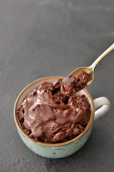 Eating Chocolate Mug Cake Dark Background — Stock Photo, Image