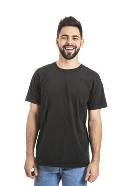 Beyaz arka planda sağlıklı saçlı yakışıklı bir adam.