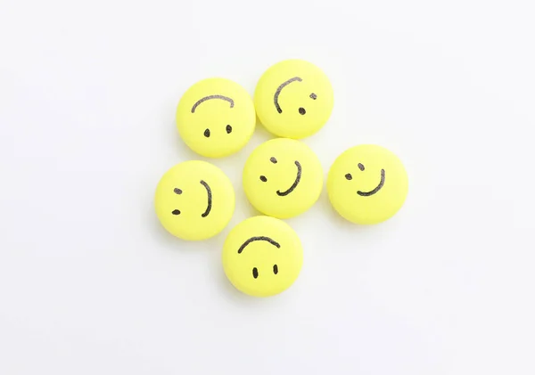 Pills Drawn Happy Faces White Background — Stock Photo, Image