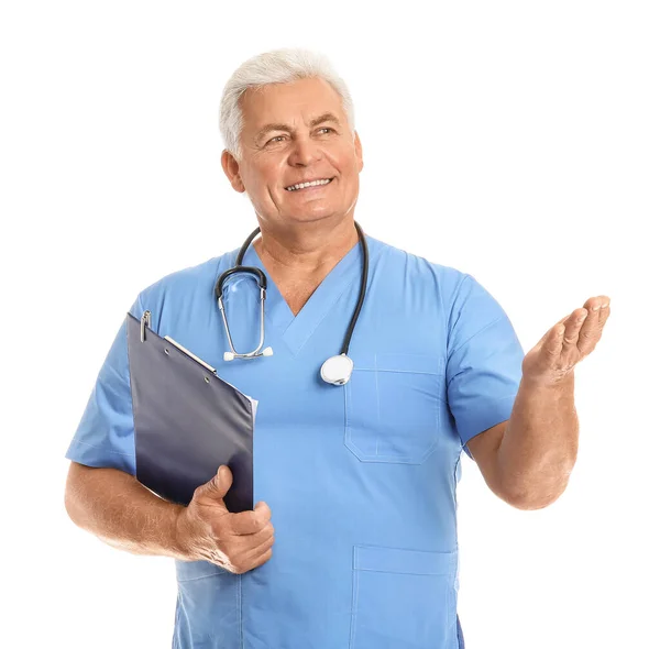 Retrato Médico Masculino Sobre Fundo Branco — Fotografia de Stock