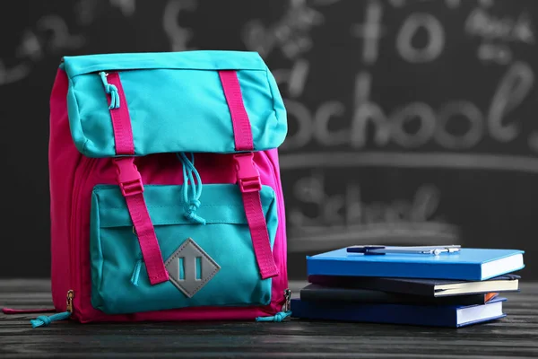 School Backpack Table Classroom — Stock Photo, Image