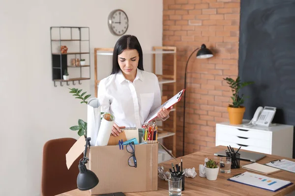 Fired Woman Packing Personal Stuff Office — Stock Photo, Image