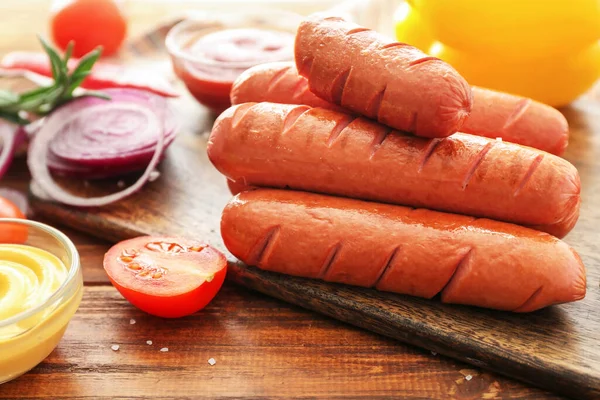 Board Tasty Grilled Sausages Table — Stock Photo, Image